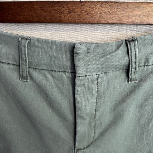 Anne Klein Jeans Size 4 Green Denim Casual Shorts with Pockets - Picture 3 of 11